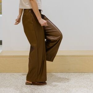 Nine West faux leather pants in brown/chocolate, women’s 8